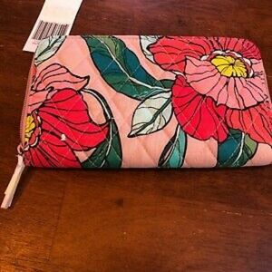 NWT VERA BRADLEY ACCORDION WALLET VINTAGE FLORAL